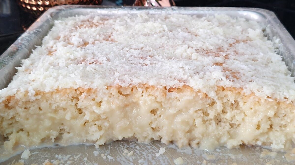 Bolo de Coco Toalha Felpuda